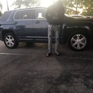 Meet your Posher, Jay